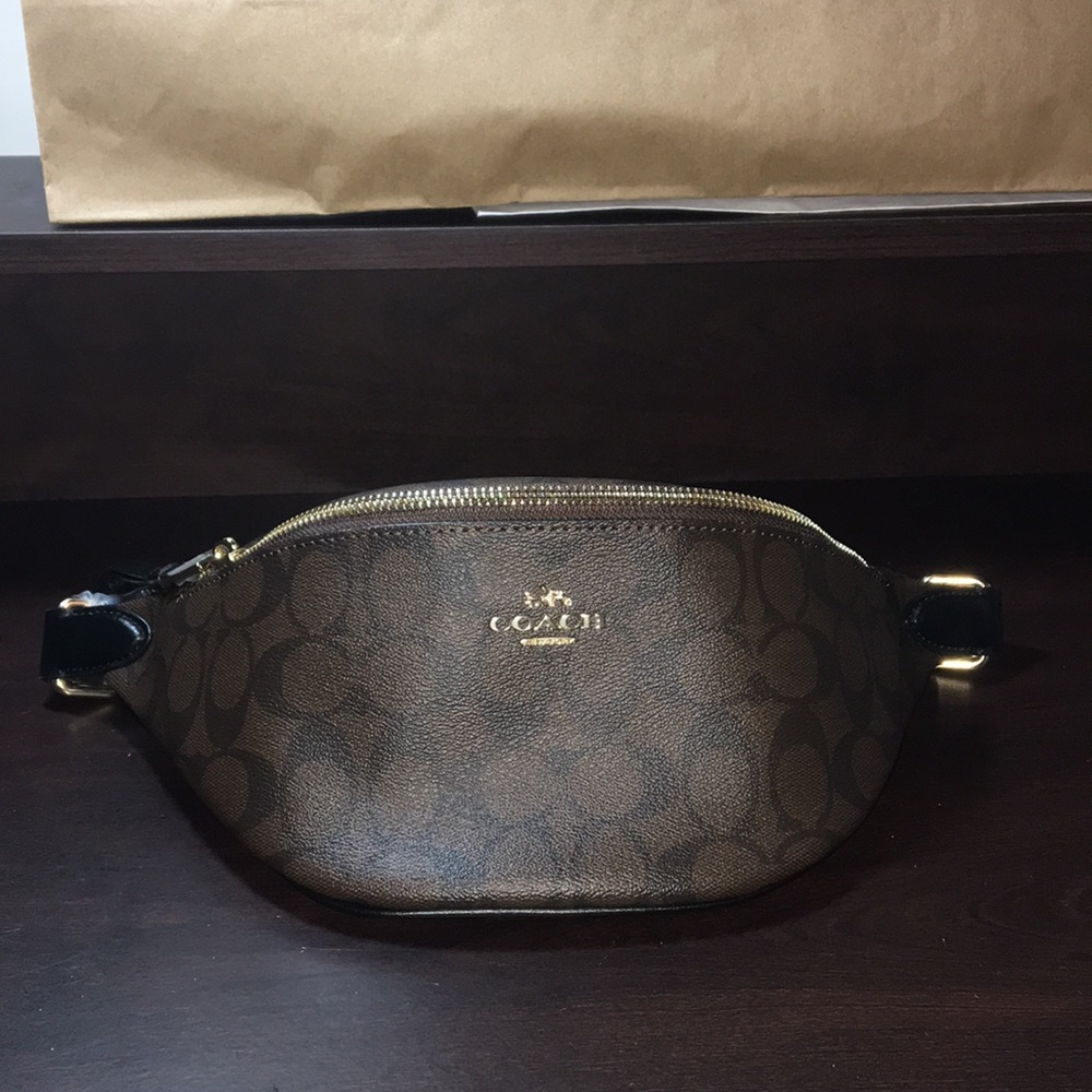 NWT COACH Fannypack